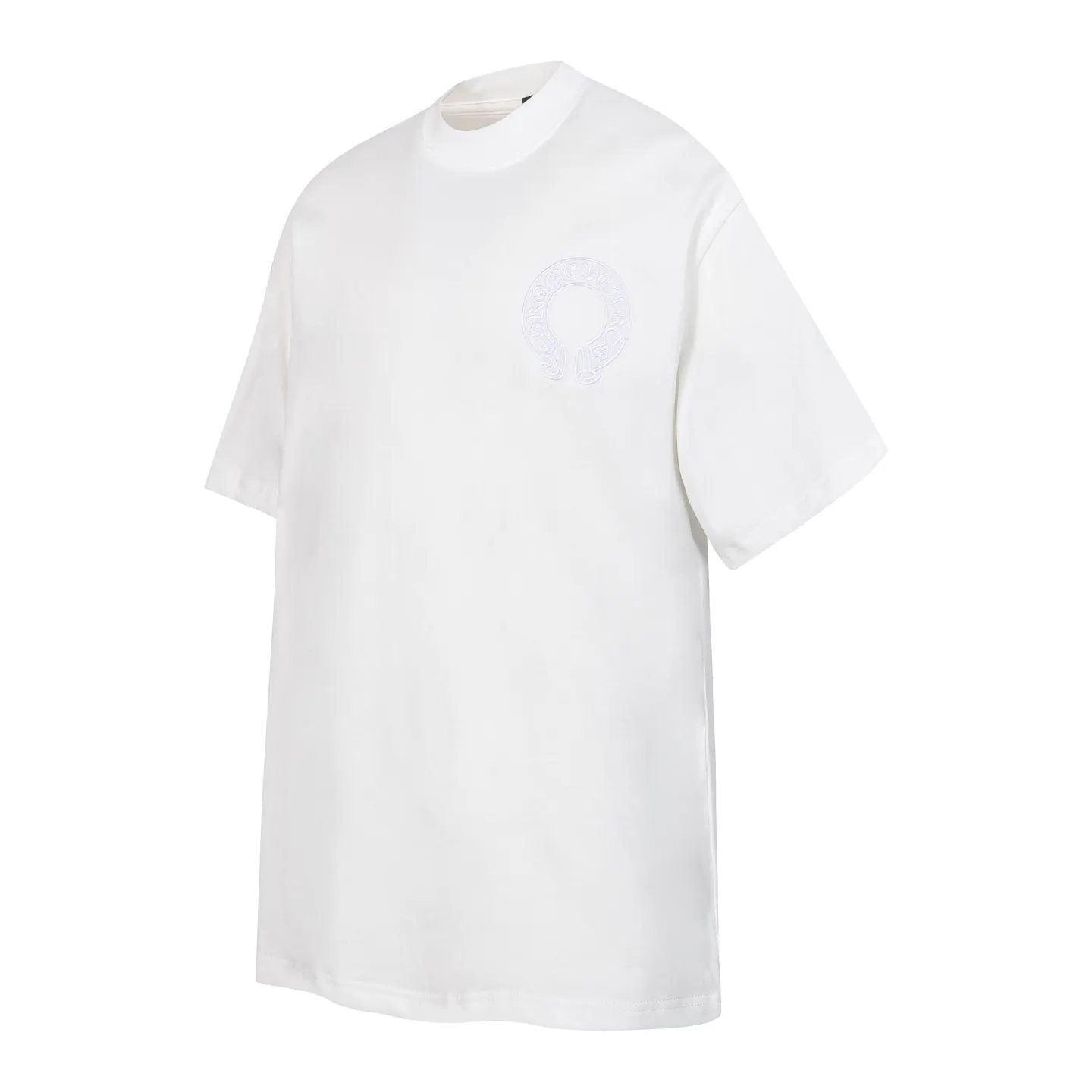 P160 Chrome Hearts CH Chrome Hearts Heavy Industry patch embroidered cross ✝️Short-sleeved T-shirt Use imported Tajima machine embroidery Correctly configured Black 2025 Chrome Hearts nylon bag authentic packaging 260 grams of custom-dyed double-yarn cotton Large version Loose and stylish Differentiated from low version slim and long version The upper body pulls the hips 100% commitment: top quality Do not make fast food The highest version on the market Top quality - different from those ordinary versions on the market If you care about quality, you should also respect the price. Absolutely 0 after-sales service and 0 return rate so far. It’s hard not to love the style - 260g custom-dyed double yarn fabric - Correct high-density main mark, washed tag, hand-sewn